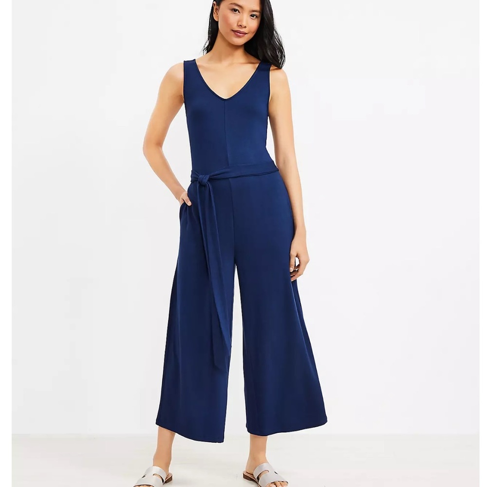 LOFT Lou & Grey Signature Softblend Lite Double V Jumpsuit